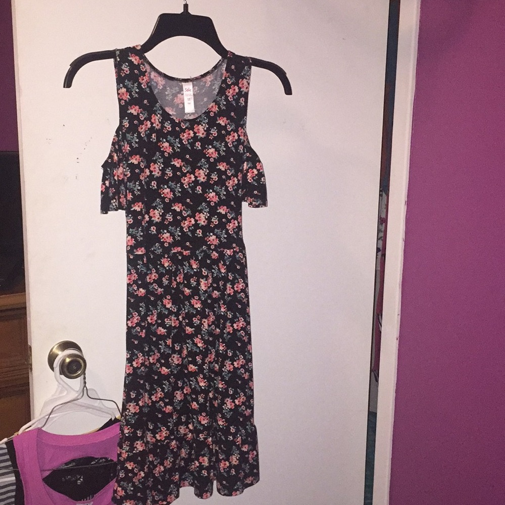 Girls dress